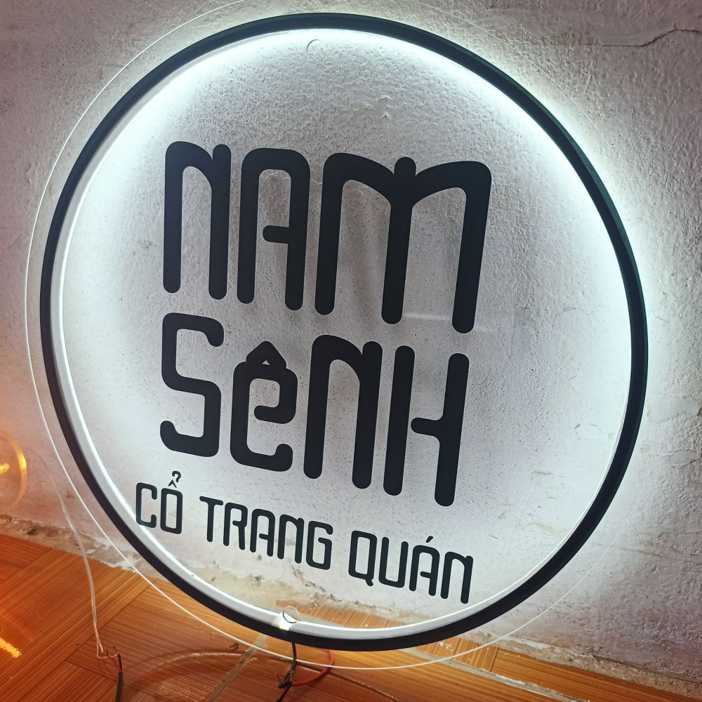 logo mica trong sang den led neon in uv