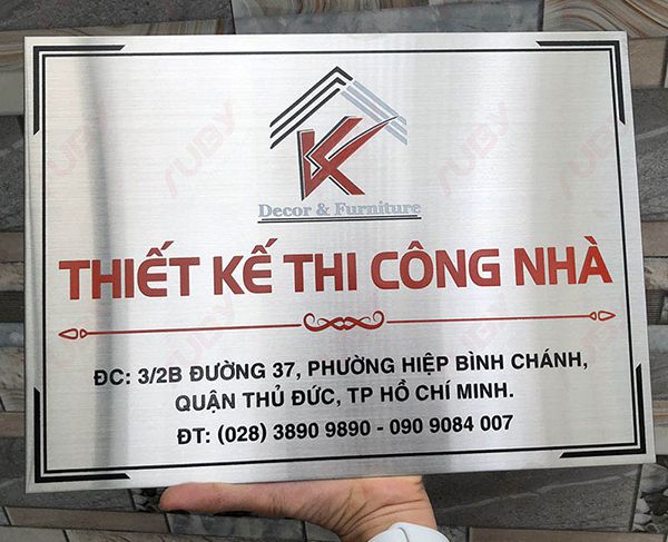 thiết kế biển hiệu trang phát